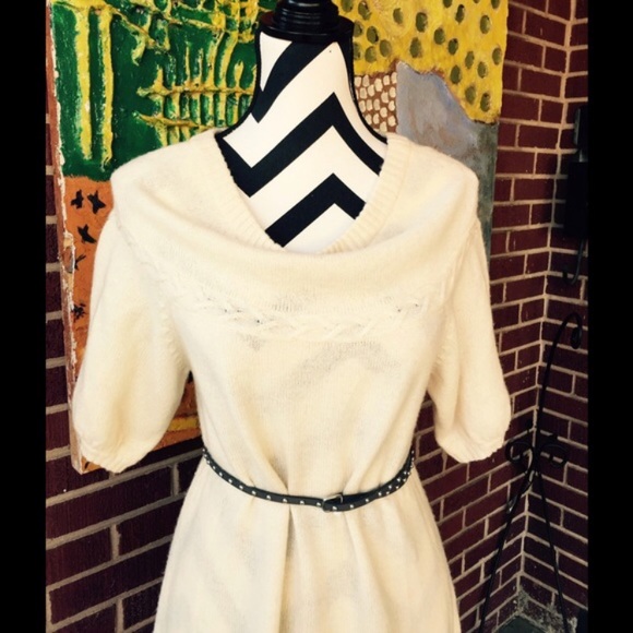 Bcbg cream sweater dress - Picture 3 of 4